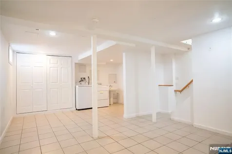 4 Augusta Street Elmwood Park NJ 07407