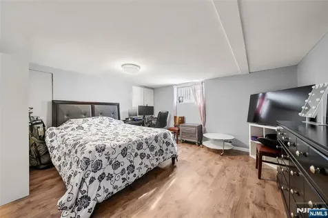 219 Farview Avenue Paramus NJ 07652