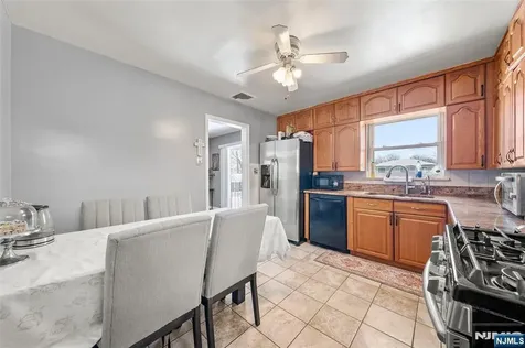 219 Farview Avenue Paramus NJ 07652
