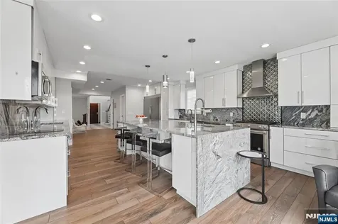 86 Crescent Avenue Passaic NJ 07055