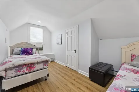 86 Crescent Avenue Passaic NJ 07055