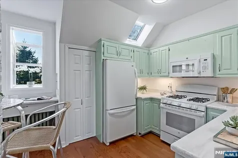 74 Porter Place Montclair NJ 07042