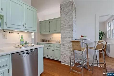 74 Porter Place Montclair NJ 07042