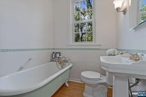 74 Porter Place Montclair NJ 07042