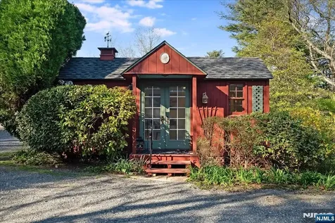 74 Porter Place Montclair NJ 07042