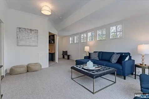 74 Porter Place Montclair NJ 07042