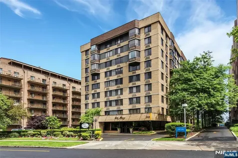 344 Prospect Hackensack NJ 07601
