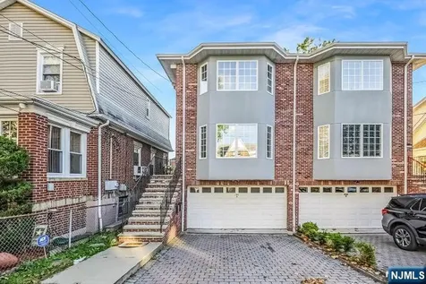 386A Park Avenue Fairview NJ 07022