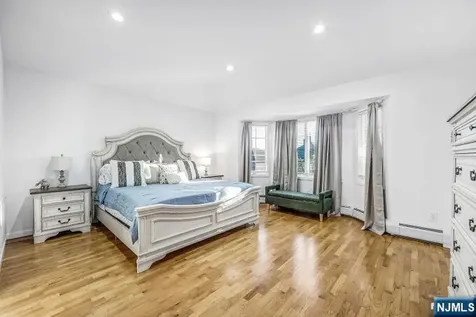 386A Park Avenue Fairview NJ 07022