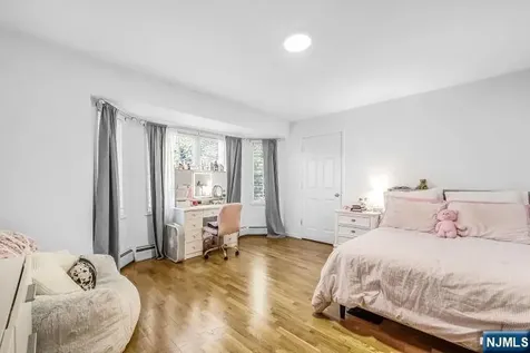 386A Park Avenue Fairview NJ 07022