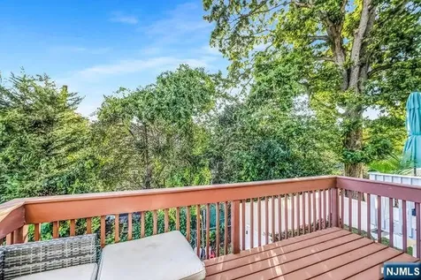 386A Park Avenue Fairview NJ 07022