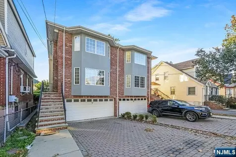 386A Park Avenue Fairview NJ 07022