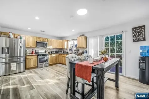 386A Park Avenue Fairview NJ 07022