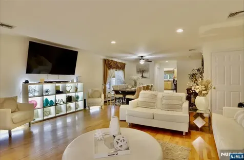 386A Park Avenue Fairview NJ 07022