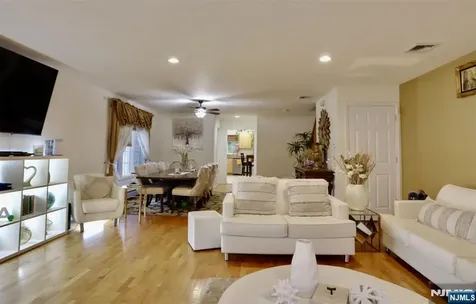 386A Park Avenue Fairview NJ 07022
