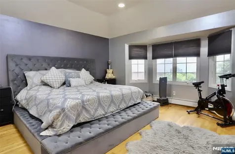 386A Park Avenue Fairview NJ 07022