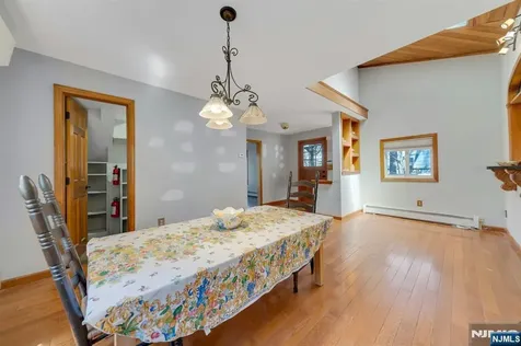 95 Wildwood Road Jefferson Township NJ 07438