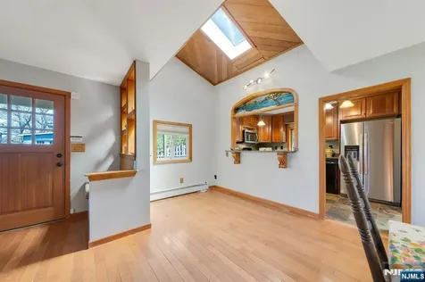95 Wildwood Road Jefferson Township NJ 07438