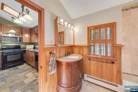 95 Wildwood Road Jefferson Township NJ 07438