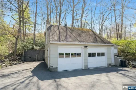95 Wildwood Road Jefferson Township NJ 07438