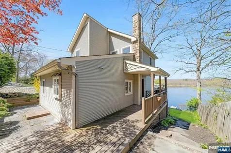 95 Wildwood Road Jefferson Township NJ 07438