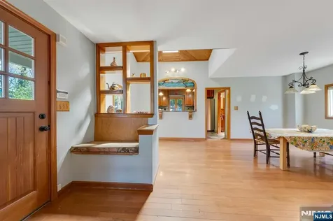 95 Wildwood Road Jefferson Township NJ 07438