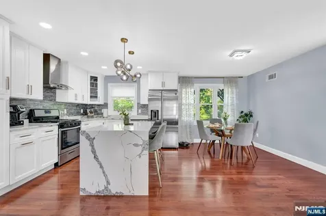 426 Union Avenue Rutherford NJ 07070