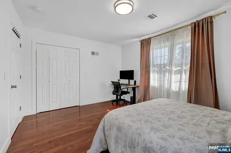 426 Union Avenue Rutherford NJ 07070
