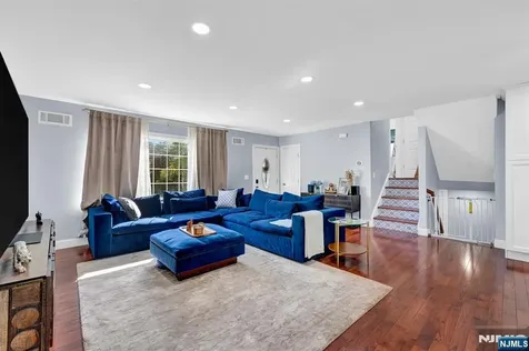 426 Union Avenue Rutherford NJ 07070