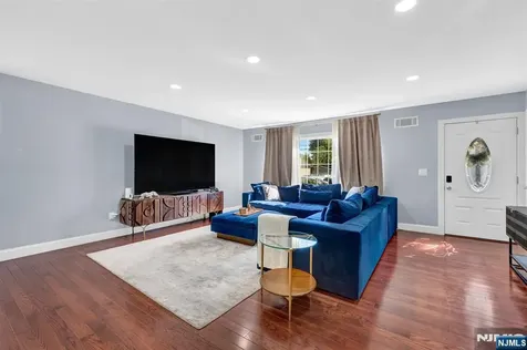 426 Union Avenue Rutherford NJ 07070