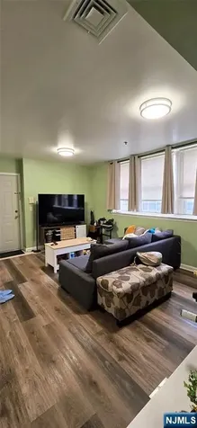 280 Grand Avenue Palisades Park NJ 07650