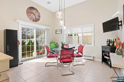 88B Myrtle Avenue Edgewater NJ 07020