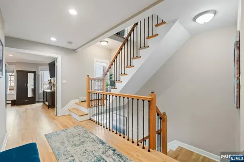 88B Myrtle Avenue Edgewater NJ 07020