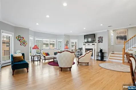 88B Myrtle Avenue Edgewater NJ 07020