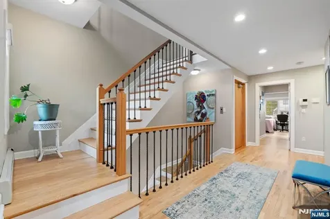 88B Myrtle Avenue Edgewater NJ 07020