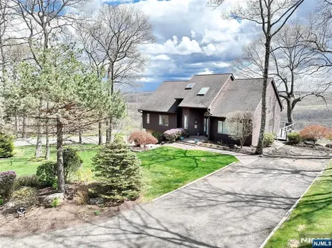 6 Copperas Ridge Road Rockaway Township NJ 07435