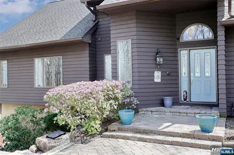 6 Copperas Ridge Road Rockaway Township NJ 07435