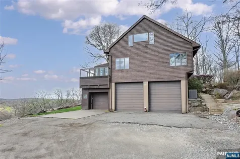 6 Copperas Ridge Road Rockaway Township NJ 07435