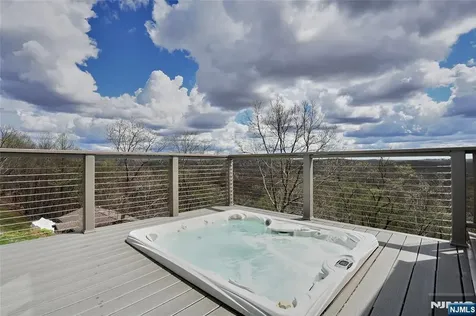 6 Copperas Ridge Road Rockaway Township NJ 07435