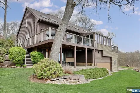 6 Copperas Ridge Road Rockaway Township NJ 07435