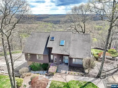 6 Copperas Ridge Road Rockaway Township NJ 07435