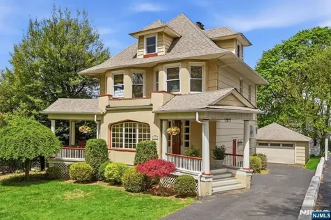 18 Irving Place Nutley NJ 07110