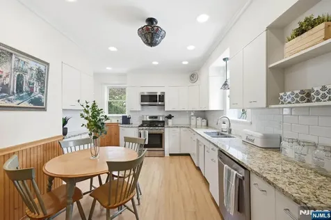 18 Irving Place Nutley NJ 07110