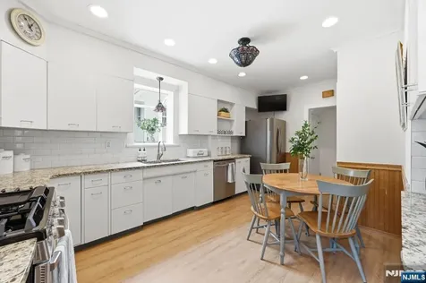 18 Irving Place Nutley NJ 07110