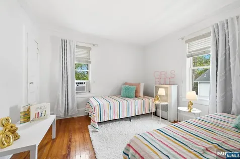 18 Irving Place Nutley NJ 07110