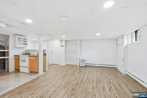 18 Irving Place Nutley NJ 07110