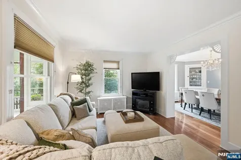 18 Irving Place Nutley NJ 07110