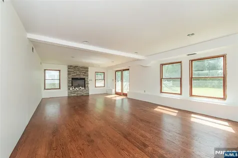 728 Prospect Street Glen Rock NJ 07452