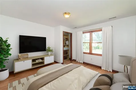728 Prospect Street Glen Rock NJ 07452