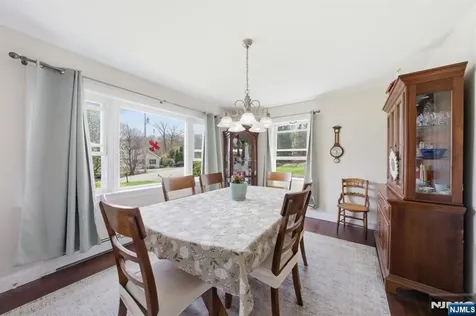 32 Pine Hill Road Mahwah NJ 07430